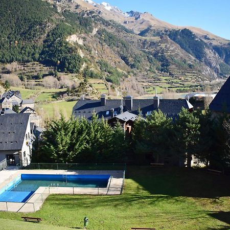 Saliecho Acogedor Apartamento Jardin Y Piscina Sallent de Gállego Eksteriør billede